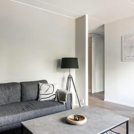Apartamento Just Renovated 1br With Sauna & Balcony *
