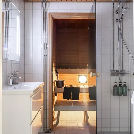 Apartamento Just Renovated 1br With Sauna & Balcony *